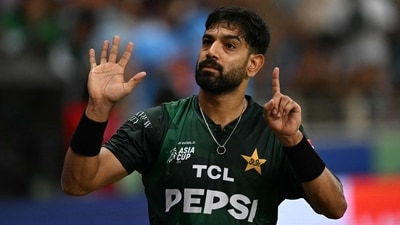 Haris Rauf got into it with the India-leaning crowd as well: as they cheered ‘Kohli, Kohli’ at him to remind him of how he was taken down in that famous match at the MCG, his response was less than classy, throwing up six fingers to continue the dubious claim that his country's military had shot down six Indian fighter jets during Operation Sindoor while taking no damage themselves. (AFP) Haris Rauf got into it with the India-leaning crowd as well: as they cheered ‘Kohli, Kohli’ at him to remind him of how he was taken down in that famous match at the MCG, his response was less than classy, throwing up six fingers to continue the dubious claim that his country's military had shot down six Indian fighter jets during Operation Sindoor while taking no damage themselves. (AFP)