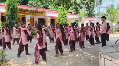 Girls participating in Rani Lakshmibai self-defence training. (HT PHOTO)