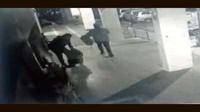 The robbers were forced to flee empty-handed after the quick-thinking guard raised the alarm. They were captured in the jewellery store’s CCTV cameras. (HT) The robbers were forced to flee empty-handed after the quick-thinking guard raised the alarm. They were captured in the jewellery store’s CCTV cameras. (HT)