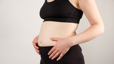A gastroenterologist suggests 7 simple, science-backed ways to reduce bloating and feel lighter. (Shutterstock) A gastroenterologist suggests 7 simple, science-backed ways to reduce bloating and feel lighter. (Shutterstock)