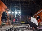 Mumbai, India. Sep 22, 2025 - Preparations for the Bengal Club's Durga Utsav at Shivaji Park in Dadar. This year, the Bengal Club is celebrating its 90th Durga Puja. Mumbai, India. Sep 22, 2025 (Photo by Raju Shinde/HT Photo) (Raju Shinde) Mumbai, India. Sep 22, 2025 - Preparations for the Bengal Club's Durga Utsav at Shivaji Park in Dadar. This year, the Bengal Club is celebrating its 90th Durga Puja. Mumbai, India. Sep 22, 2025 (Photo by Raju Shinde/HT Photo) (Raju Shinde)