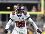 Shilo Sanders (28) in pass coverage against the Pittsburgh Steelers during the third quarter at Acrisure Stadium