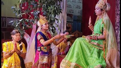 At the Mahanagar Ramleela Samiti, the epic play is backed by pre-recorded classical music renditions. (File Photo) At the Mahanagar Ramleela Samiti, the epic play is backed by pre-recorded classical music renditions. (File Photo)