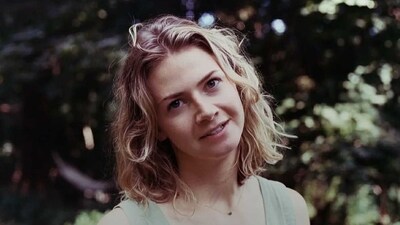 Ellen Christy, 30, who works at Jamaica Hospital, posted in the Bedford-Stuyvesant Community Facebook group inviting women to join a “Bunco Club.” (Ellen Christy/ Facebook) Ellen Christy, 30, who works at Jamaica Hospital, posted in the Bedford-Stuyvesant Community Facebook group inviting women to join a “Bunco Club.” (Ellen Christy/ Facebook)