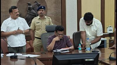 Citizens irked over contaminated, irregular water supply in Kondhwa Citizens irked over contaminated, irregular water supply in Kondhwa