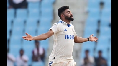 Mohd Siraj celebrates a wicket in Lucknow on Wednesday (Deepak Gupta /HT) Mohd Siraj celebrates a wicket in Lucknow on Wednesday (Deepak Gupta /HT)