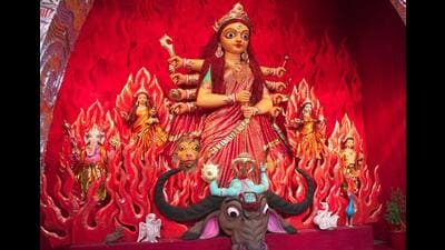 The number of Durga Puja pandals in Pune has gone up over the last two decades. (HT FILE) The number of Durga Puja pandals in Pune has gone up over the last two decades. (HT FILE)