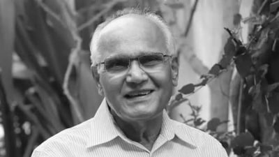 SL Bhyrappa was a recipient of Padma Shri, Padma Bhushan, Saraswati Samman, Sahitya Akademi Awards, among others (X/@astitvam)