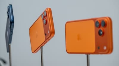 Man plans to trade in his 2009 iPhone model for the new iPhone 17 Pro. (Bloomberg)