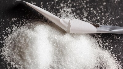 Most people swap sugar for artificial sweeteners, believing they’re the safer choice. But new research is sounding the alarm. (Freepik) Most people swap sugar for artificial sweeteners, believing they’re the safer choice. But new research is sounding the alarm. (Freepik)