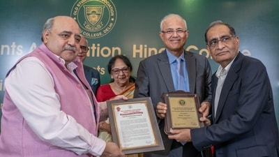 Last week, Rajiv Nayar was conferred the Lifetime Achievement Award by Hindu College. (HT Photo) Last week, Rajiv Nayar was conferred the Lifetime Achievement Award by Hindu College. (HT Photo)