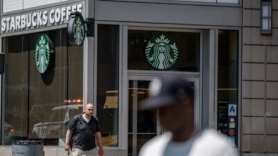 CEO Brian Niccol plans to make Starbucks restaurants a more inviting place, by adding seating and electrical outlets to encourage longer visits. (Bloomberg) CEO Brian Niccol plans to make Starbucks restaurants a more inviting place, by adding seating and electrical outlets to encourage longer visits. (Bloomberg)
