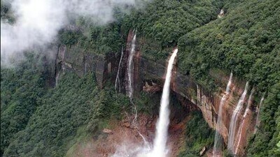 The committee’s upcoming report is expected to be a key test of how Meghalaya reconciles development ambitions with environmental safeguards. (Meghalaya Tourism) The committee’s upcoming report is expected to be a key test of how Meghalaya reconciles development ambitions with environmental safeguards. (Meghalaya Tourism)