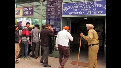 To further assist citizens, employees will be deployed at Suvidha Kendras to help file dues and taxes online. (HT Photo)