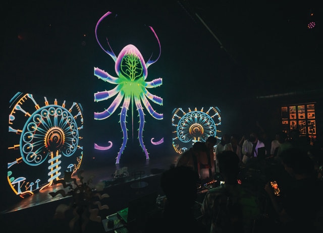 Cursorama’s Deranged Life (2024) imagined futuristic creatures using live sketches, liquid light, and AI. Cursorama’s Deranged Life (2024) imagined futuristic creatures using live sketches, liquid light, and AI.