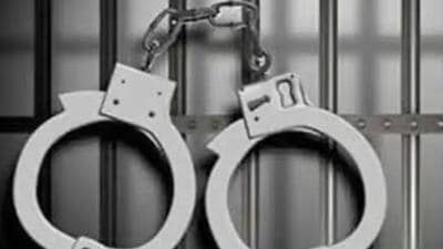 According to police, the duo were shot in the legs while trying to flee on a motorcycle. (Representative file photo) According to police, the duo were shot in the legs while trying to flee on a motorcycle. (Representative file photo)