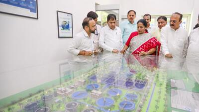 CM Gupta at the launch of the solar rooftop panel. (HT Photo) CM Gupta at the launch of the solar rooftop panel. (HT Photo)