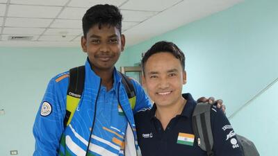 Jonathan Gavin Anthony with Jitu Rai. (HT) Jonathan Gavin Anthony with Jitu Rai. (HT)