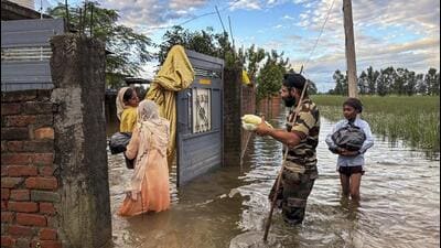 Punjab’s people cannot afford to pay the price of poor planning year after year. Floods may be natural, but the devastation we see today is largely man-made. (File phtoo)