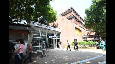 The panel will also have members from the Bar association, Chandigarh administration, Punjab, Haryana, central government and other stakeholders. (HT) The panel will also have members from the Bar association, Chandigarh administration, Punjab, Haryana, central government and other stakeholders. (HT)