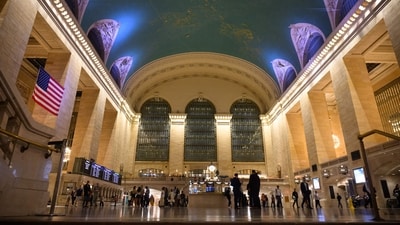 Power was restored to Grand Central’s upper level at 8:53 p.m. and to the lower level by 9:17 pm, as reported by ABC7 New York. (Photo by Alexi J. Rosenfeld / GETTY IMAGES NORTH AMERICA / Getty Images via AFP) (Getty Images via AFP) Power was restored to Grand Central’s upper level at 8:53 p.m. and to the lower level by 9:17 pm, as reported by ABC7 New York. (Photo by Alexi J. Rosenfeld / GETTY IMAGES NORTH AMERICA / Getty Images via AFP) (Getty Images via AFP)