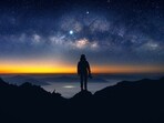 Stargazing is becoming popular as more tourists seek destinations with low light pollution.(Freepik)