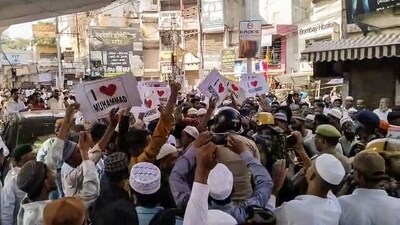 People stage a protest after the Friday prayers over the 'I love Mohammad' row, in Bareilly (ANI) People stage a protest after the Friday prayers over the 'I love Mohammad' row, in Bareilly (ANI)