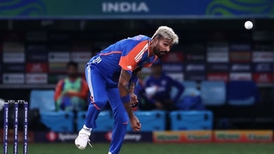Hardik Pandya walked off the field during the bowling innings of India. (AFP)