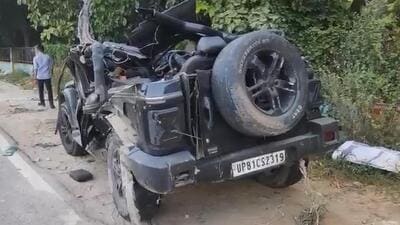The impact was such that the Thar flipped, killing four of them instantly at the spot, police said. (Parveen Kumar/ HT)