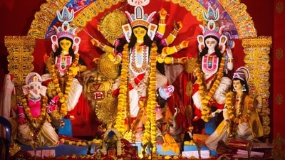 People are more likely to snack unmindfully as they go on pandal hopping. (Pexels) People are more likely to snack unmindfully as they go on pandal hopping. (Pexels)