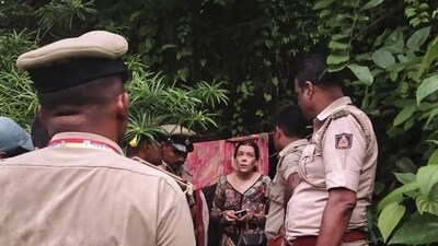 Russian citizen Nina Kutina, 40, was found in the cave by a police team from Gokarna station during a routine safety patrol. (PTI/HT File) Russian citizen Nina Kutina, 40, was found in the cave by a police team from Gokarna station during a routine safety patrol. (PTI/HT File)