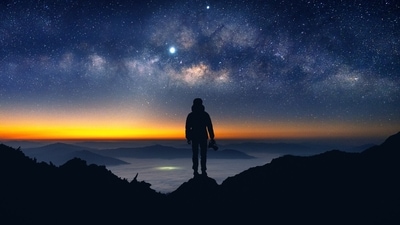 Stargazing is becoming popular as more tourists seek destinations with low light pollution. (Freepik) Stargazing is becoming popular as more tourists seek destinations with low light pollution. (Freepik)