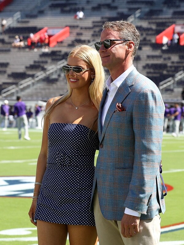 lane kiffin wife orange dress Lane Kiffin, wife Layla win Halloween coordinating perfect couple's costumes