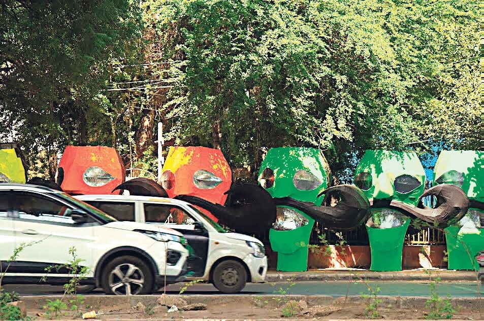 Ravana effiegies annually line the Najafgarh Road near Tagore Garden, ahead of Dussehra festivities in the Capital. (Photo: Anurag Mehra/ HT) Ravana effiegies annually line the Najafgarh Road near Tagore Garden, ahead of Dussehra festivities in the Capital. (Photo: Anurag Mehra/ HT)
