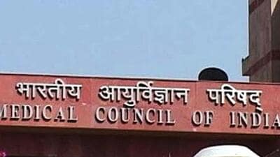 Bhpal-based Atal Bihari Vajpayee Hindi Vishwavidyalaya has demanded from the Medical Council of India (MCI) to avail students an option to write MBBS course papers in Hindi. (PTI)