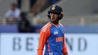 Disaster for India early in the chase, as Abhishek Sharma finally fell cheaply in this tournament. He was dismissed in the second over, as he tamely toe-ended one which was bowled far away from him. Pressure right back on India. (REUTERS)