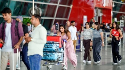 Several Indians were trying to book flights to the US after tech giants issued directives in light of the H-1B visa fee hike (RAJ K RAJ /HT PHOTO) Several Indians were trying to book flights to the US after tech giants issued directives in light of the H-1B visa fee hike (RAJ K RAJ /HT PHOTO)