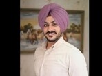 Rajvir Jawanda, a resident of Sector 71, Mohali, is well known for hit tracks such as “Surname,” “Kamla,” “Mera Dil,” and “Sardari.” (HT Photo) Rajvir Jawanda, a resident of Sector 71, Mohali, is well known for hit tracks such as “Surname,” “Kamla,” “Mera Dil,” and “Sardari.” (HT Photo)