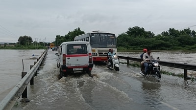 Chief minister Siddaramaiah will visit Kalaburagi district on September 30 to assess damage caused by floods in the Bhima river basin. (HT Photo) Chief minister Siddaramaiah will visit Kalaburagi district on September 30 to assess damage caused by floods in the Bhima river basin. (HT Photo)