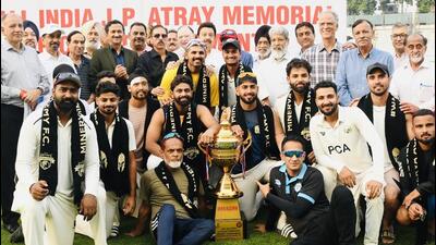 Minerva Academy Cricket Club that won the JP Atray title in Chandigarh on Monday. (HT Photo)