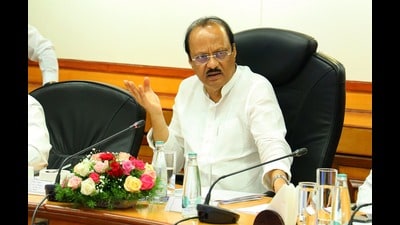 Pawar directed that suggestions from the water resources department must be prioritised while implementing the projects. (HT) Pawar directed that suggestions from the water resources department must be prioritised while implementing the projects. (HT)