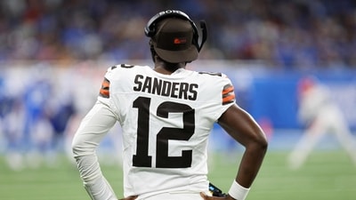 Shedeur Sanders of the Cleveland Browns looks on against the Detroit Lions during the second quarter. (Getty Images via AFP)