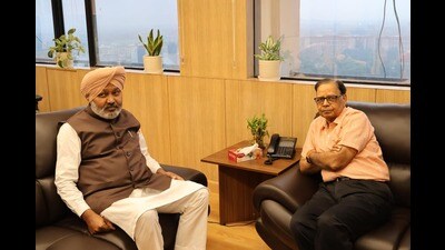 Finance minister Harpal Singh Cheema met 16th Finance Commission chairman Dr Arvind Panagariya in Delhi. (Sourced) Finance minister Harpal Singh Cheema met 16th Finance Commission chairman Dr Arvind Panagariya in Delhi. (Sourced)