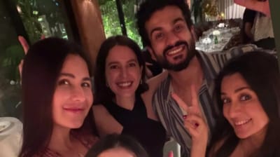 Katrina Kaif's recent photos highlight her pregnancy glow. Katrina Kaif's recent photos highlight her pregnancy glow.