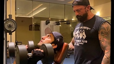 Celebrity trainer shares tips to overcome weight loss stagnation through progressive overload. (Instagram) Celebrity trainer shares tips to overcome weight loss stagnation through progressive overload. (Instagram)