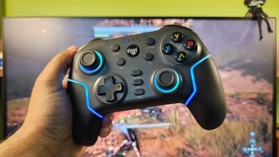 EvoFox Elite X2 Pro offers versatility and unique features