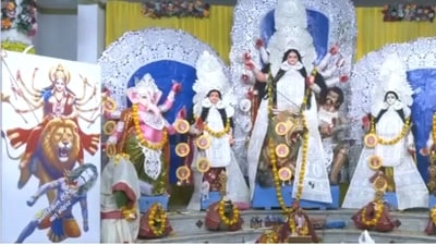 In the pandal, Mahishasur Mardini Maa Durga was seen slaying a ‘demon’ – the US tariffs. (X/ ANI screengrab) In the pandal, Mahishasur Mardini Maa Durga was seen slaying a ‘demon’ – the US tariffs. (X/ ANI screengrab)