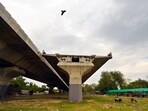 Project to ease jams on freight and commuter corridors with resurfacing, joint repairs and crash barriers; tenders floated for works starting soon. (HT Archive) Project to ease jams on freight and commuter corridors with resurfacing, joint repairs and crash barriers; tenders floated for works starting soon. (HT Archive)