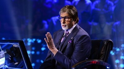 Amitabh Bachchan is seen hosting the 17th edition of Kaun Banega Crorepati. Amitabh Bachchan is seen hosting the 17th edition of Kaun Banega Crorepati.