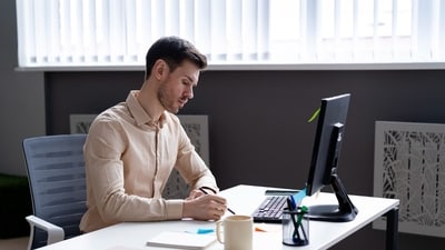 If you are glued to your seats for a long time, several health issues begin to show up. (Picture credit: Freepik) If you are glued to your seats for a long time, several health issues begin to show up. (Picture credit: Freepik)
